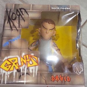 David Figure  Korn